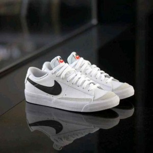 Nik_e Blazer Low Vintage 77 White 123