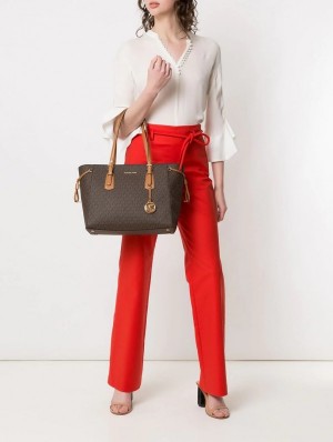 Michael_kors_voyager jet set print tote bag with dust bag 423