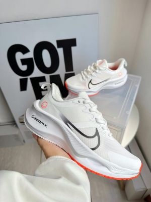 Nik ee Zoom x smiley running shoes 