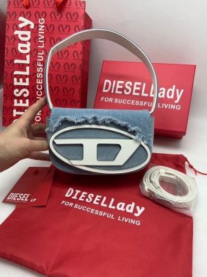 Diesel_1dr__shoulder_bag_with_og_box_and_carry_bag