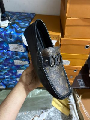 LOUISS VUITTON PREMIUM LOAFER