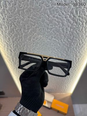 Louis_vuitton_98360_black_frame