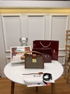 Gucci_gg_padlock_shoulderbag_with_doublebox_carrybag_etc_371