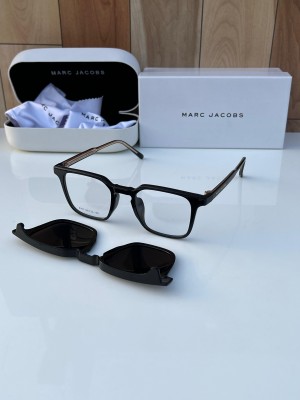 Marc jacobs attachment black