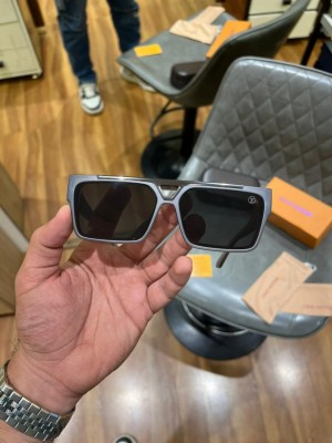 Louis vuitton 1984 matt grey