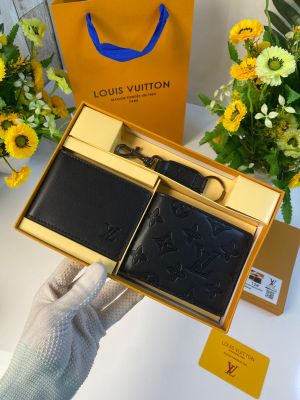 Louis_Vuitton premium wallet combo wid og box & accessories