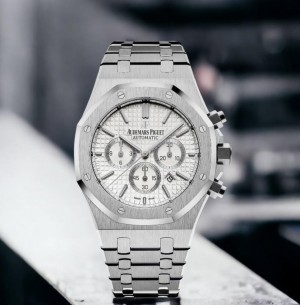 AUDEMARSS PIGUET ROYAL OAK CHRONOGRAPH