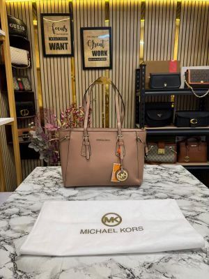 Michael_Kors Voyager Premium Quality Tote Bag With Dust Bag (Red Sand)