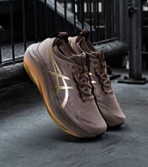 ASIC_S GEL-NIMBUS 27 LUXE