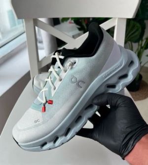 On Cloud Running Tilt 2.0 Mineral Ivory 503