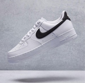 airforcee 1 low white black swoosh 439