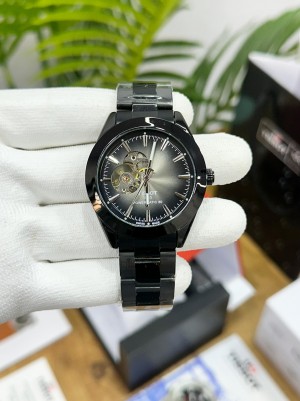 TISSOTT POWERMATIC 80 SERIES AUTOMATIC COMES WITH TOP NOTCH QUALITY
