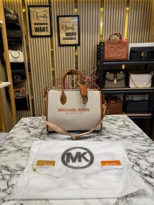 Michael_Kors Mirella Tote Bag With Dust Bag Including Card (Beige Brown)