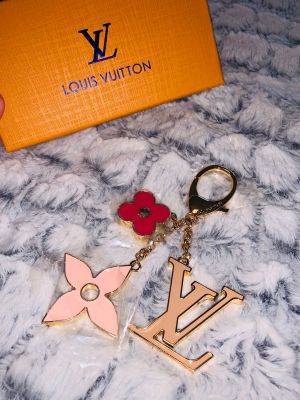 Lv Premium Keychain