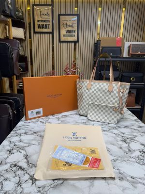 Louis_Vuitton Neverfull With Box And Dust Bag (White)