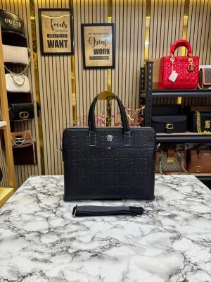 Versace_Medusa_Embossed_Premium_Quality_Laptop_Bag_(V6622-5)_(Black)