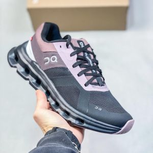 ON CLOUD RUNNER WATERPROOF BLACKGRAPE