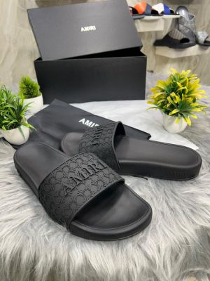 Amiiri MA Quad BLACK Pool Slides