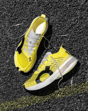 ON RUNNING CLOUD BOOM STRIKE LIME