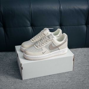 NIK.E AIRFORCE 1 OREWOOD BROWN IRONSTONE 