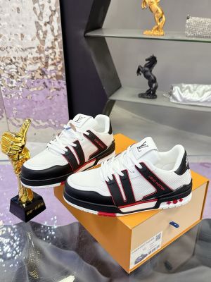 LOUI.S VUITTON ICONIC TRAINER WHITE RED