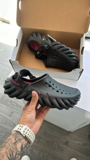 Crocs-Echo-clog-black