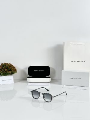 Marc Jacobs 506 Gun Green DC