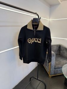 Gucc i imported half zip imported sweatshirt black