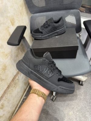 Ami rii classic low top black sneaker