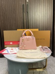 Louis_vuitton Capucines BB with duty free packaging and double box 707