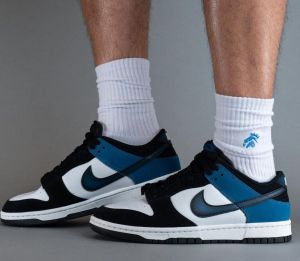 Nik e sb dunk low industrial blue