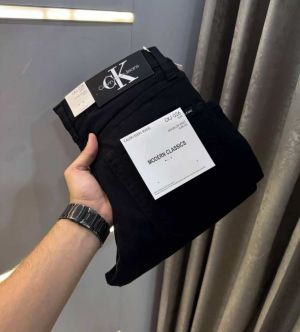 Calvi n Klei n Black Raw wash Imported Hyperflex Denim