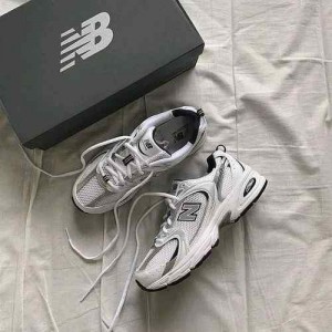new balancee 530 White Navy