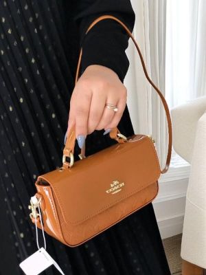 Coac_h Hailey Flap signature Bag with box 562
