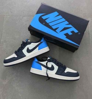 Air Jordan 1 Low OG Obsidian