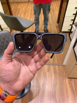 Louis_vuitton_1502_full_black