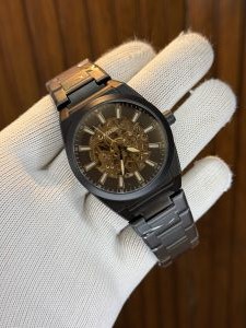 Fossil_Everett_Chain_Black_044