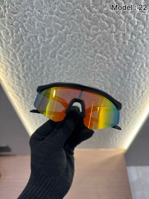 Oakley_22_Sportswear