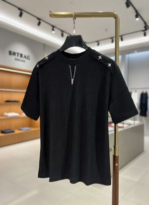 KOREAN IMPORTED HIGH DEMAND ARTICLE T-SHIRT BLACK