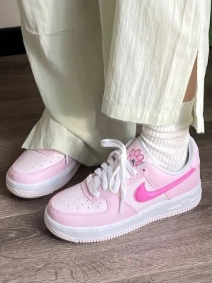 NIKEE AIRFORCE 1 LOW 07 PAW PRINT PINK SF