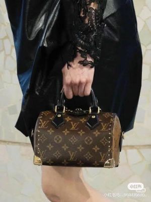 Louis_Vuittion_Speedy_Trunk_Bag_With_Box_Dustbag_SlingBelt_Bill