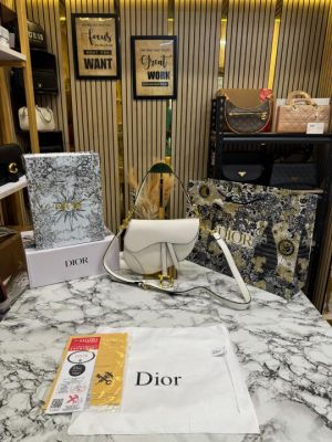 Christian_Dior_Saddle_Crossbody_Premium_Quality_With_Double_Box_And_Dust_Bag_Including_Carry_Bag_(White)