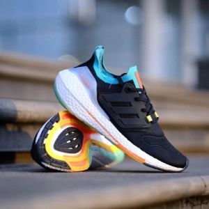 Adidaass-UltraBoost 22 Black Sky Rush Turbo