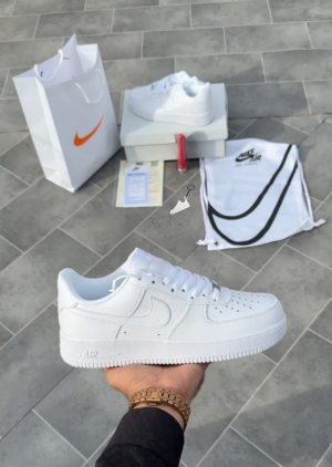 Nikee Airforce 1 white pure leather ua quality