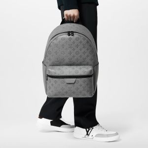 Louis_Vuitton_Discovery_Backpack_Premium_Highend_With_DustCover