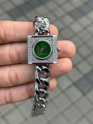 MICHAELL kors Chain Lock Women s Silver Green