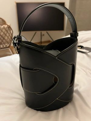 Polene Numero Un Mini Leather Bucket Bag (Black-LW2818)