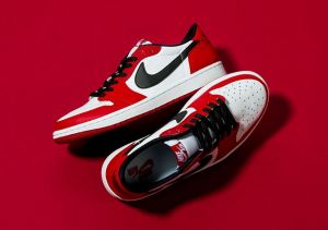 Nik_ee Air Jordan Retro 1 Low Chicago