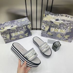 Dior_Riviera_Dway_Platform_Raffia_Slides_For_Women_With_OG_Box_And_Carry_Bag_Grey_5099-10