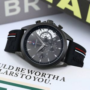 Tommy_Hilfiger Baker